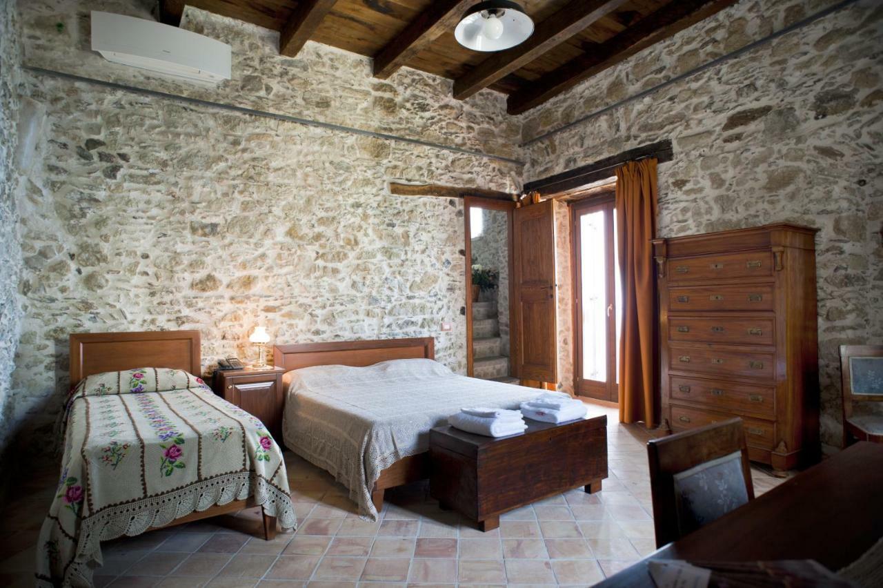Residenza D'Epoca Borgodifiume Hotell Fiumefreddo Bruzio Eksteriør bilde