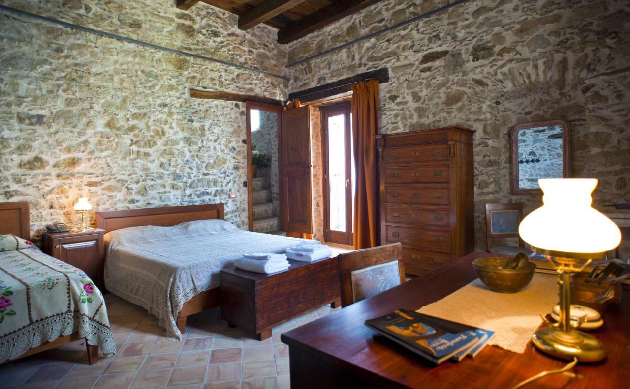 Residenza D'Epoca Borgodifiume Hotell Fiumefreddo Bruzio Eksteriør bilde