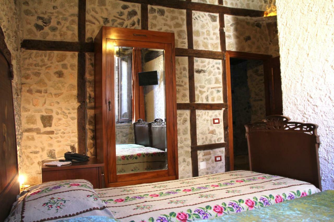 Residenza D'Epoca Borgodifiume Hotell Fiumefreddo Bruzio Eksteriør bilde