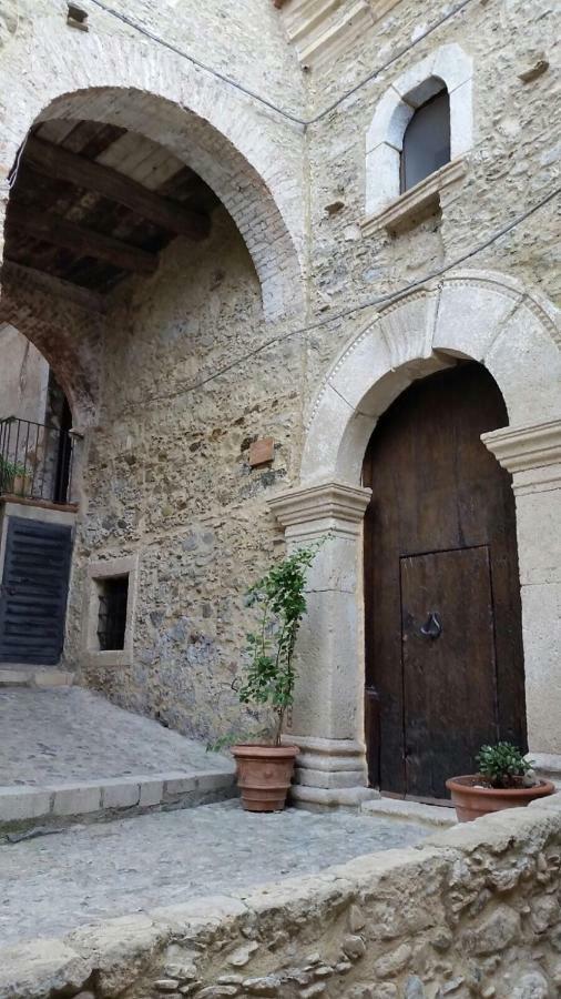 Residenza D'Epoca Borgodifiume Hotell Fiumefreddo Bruzio Eksteriør bilde